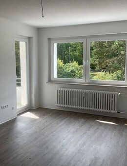 Großzügige 4-Zimmer Wohnung mit Balkon! - Bielefeld