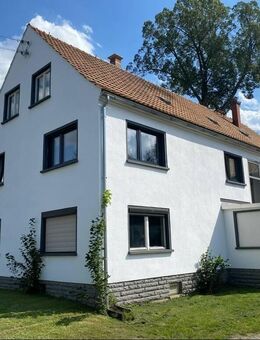 Zwei Wohnungen, zwei Scheunen, ein Hof - Cunewalde