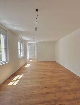 Besonderheit - Zentraler Wohntraum mit Balkon - Überlingen