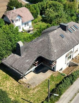 GROßZÜGIGE, RENOVIERUNGSBEDÜRFTIGE VILLA MIT EINLIEGERWOHNUNG UND GROßEM GRUNDSTÜCK IN ALLACH - München