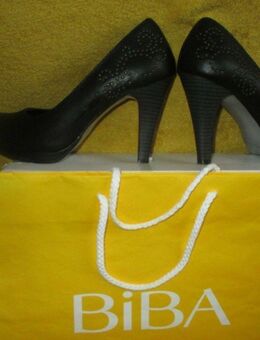 NEU im Karton * Nieten * Echt- Leder * High- Heels * Stilettos * Plateau * Pumps * Schuhe "BIBA by ESCADA" Gr. 37/ 4 schwarz * Gothic * - Riedlingen