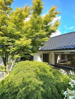 Traumgrundstück in Traumlage - großer Familienbungalow mit zwei Einheiten - Elmshorn