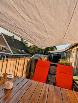 Exklusive Dachterrassenwohnung - vermietet, modernisiert, renditestark - Flintbek