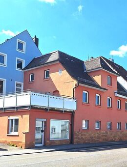 STADTHAUS mit zwei Wohneinheiten und einer Ladenfläche in zentrumsnaher Lage in Ansbach! - Ansbach