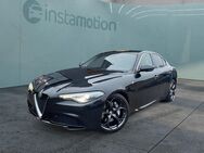 Alfa Romeo Giulia, 2.0 Lusso Ti, Jahr 2022 - München