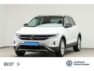 VW T-Roc, 1.5 TSI STYLE 17ZOLL, Jahr 2024 - Mühlheim (Main)