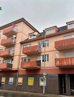 Neu renovierte 3 ZKB-Wohnung mit Balkon (2.OG) in der Innenstadt von Bruchsal zu vermieten - Bruchsal