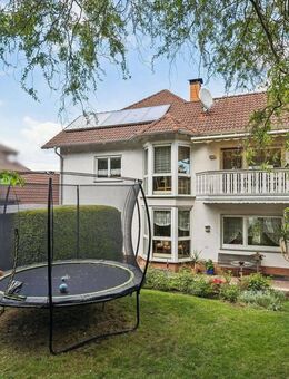 Seltene Gelegenheit - Zweifamilienhaus auf großem Grundstück im Rosendorf - Bad Nauheim