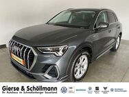 Audi Q3, S line 35 TFSI, Jahr 2024 - Schmallenberg