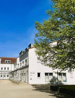 Bezugsfrei! Wohnen hoch über Regensburg - Helle 2 Zimmer Wohnung - Regensburg