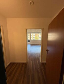 Helle, renovierte 2,5-Zimmer-Wohnung in Osnabrück-Wüste - Osnabrück