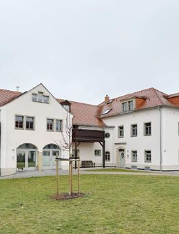 Kapitalanleger aufgepasst! Großzügige 4-Raum-Wohnung in saniertem Landgut! - Dresden