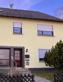 Aparte Doppelhaushälfte mit viel Platz für die Familie - Hattert