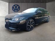 VW Passat Variant, 2.0 TDI R-Line Heckleuchten Passat, Jahr 2024 - Frankfurt (Main)