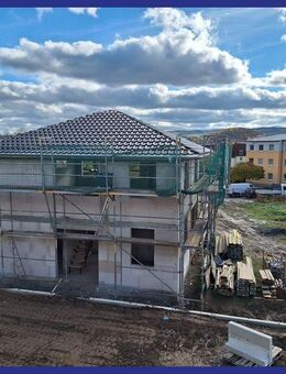 - PROVISIONSFREI - Bezugsfertiges Einfamilienhaus inklusive Außenanlagen - Pößneck