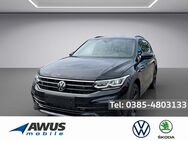 VW Tiguan, 2.0 l TDI Allspace R-Line 193 Do, Jahr 2022 - Schwerin