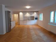 Große hochwertige 2-Zi.-Wohnung mit Dachterrasse mitten in Rodheim - Rosbach (Höhe)
