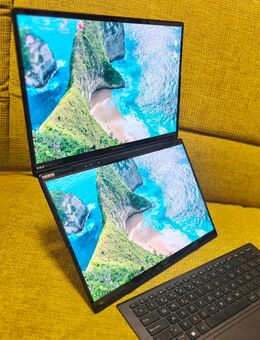 ASUS Zenbook Duo UX8406MA (i9 Ultra, 32GB RAM, 1TB, 2xOLED Touchdisplays, Intel Arc) 2 Mon. alt, RESTGARANTIE!!! - Ratingen