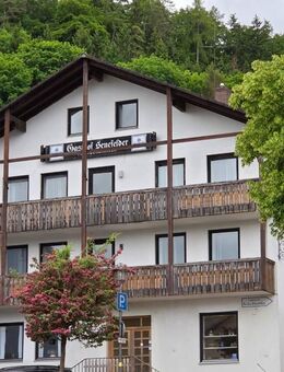 Tradition trifft Potenzial - vielseitige Immobilie mit Entwicklungsmöglichkeiten! - Solnhofen