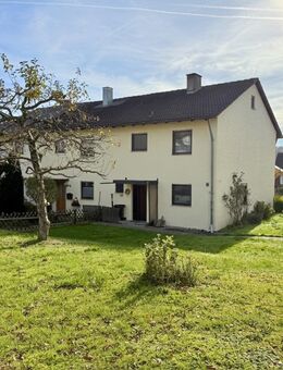 Familienhaus mit Wohlfühlfaktor: Garten, Kamin, Platz & zwei Garagen - Holzgerlingen
