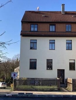 Vermietetes 6-Familienhaus in zentrumsnaher Lage von Rodewisch - Rodewisch