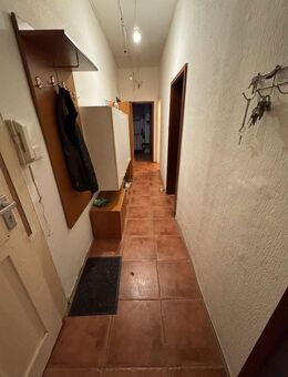 3 Zimmer Wohnung 70qm // 1 Stock mit Balkon - Pforzheim