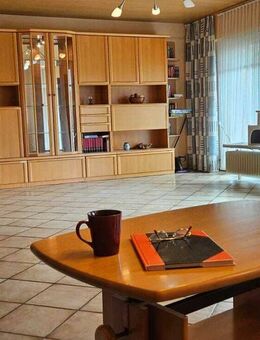 Bungalow mit 6 Zimmern, Garten und Garage sucht neue Besitzer! - Westhofen