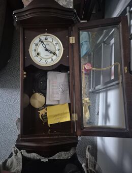 Uhren/Wanduhr - Groß Miltzow