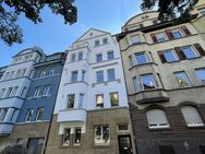 Lichtdurchflutete 4-Zimmer DG-Maisonette-Wohnung mit 3 Balkonen / Erstbezug nach Komplettsanierung - Stuttgart