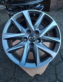 Satz Alufelgen Mazda 7,0Jx17FH gebraucht - Hünxe