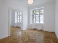 Hochwertig sanierte 4 Zimmer Altbauwohnung - München