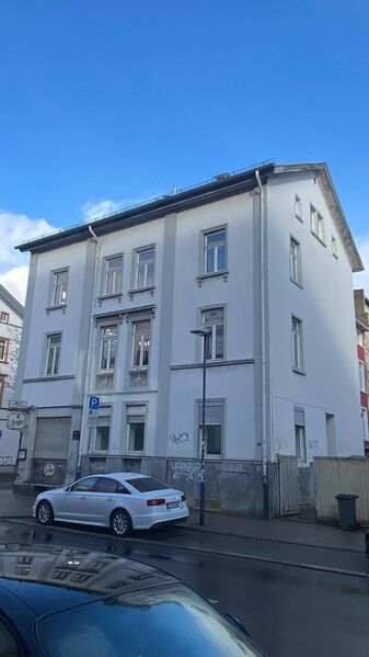 Wohnen und arbeiten unter einem Dach in zentraler Lage von Offenbach- Innenstadt 2 Wohnungen 1 Büro