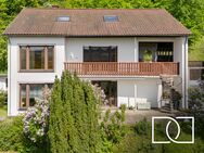 Architektenhaus auf großem Grundstück mit Pool und Fernblick in ruhiger Lage in Wirsberg - Wirsberg