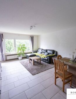 Charmante 3-Zimmer-Wohnung mit Balkon, Weitblick und Stellplatz in Backnang - Backnang