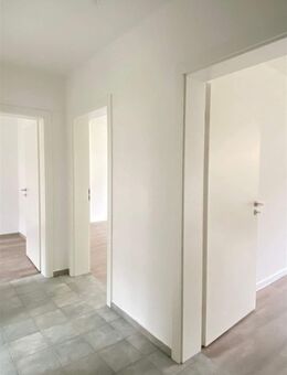 Renovierte Erdgeschosswohnung (Hochparterre) - 4 ZKB - Diepholz