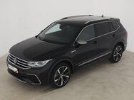 VW Tiguan, 2.0 TDI Allspace R-Line 200, Jahr 2024 - Wackersdorf