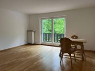 Charmante Dachgeschosswohnung mit großem Balkon in zentraler & ruhiger Lage! - Bad Wiessee