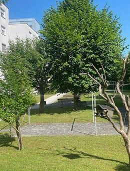 Familie Willkommen! Optimaler Grundriss, gepflegte Wohnanlage 4-Zimmerwohnung, EG, 2 Balkone, Garage in der TG. - Möglingen