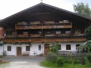 stilvoll wohnen in denkmalgeschützten Bauernhaus - Osterhofen