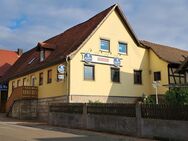 1 Geschäftshaus ehem. Gastro. mit 4- Zimmerwohnung und großem Grundstück in Sulzdorf a.d. Lederhecke. bei Bad Königshofen zu verkaufen. !!! - Bad Königshofen (Grabfeld)