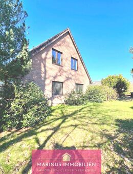 Großes Einfamilienhaus mit Garage in ruhige Lage in Tarmstedt - Tarmstedt