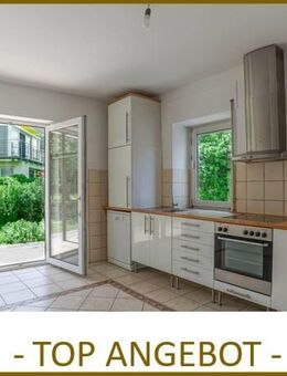 Sehr gepflegtes, bezugsfertiges Einfamilienhaus mit viel Platz für Familie, schönem Garten, Carport, Einbauküche & Kaminofen in schöner Wohnlage! - Rockenhausen