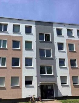 Modernisiert! 3-Zimmer Wohnung mit Balkon in gepflegter Grünanlage - Bielefeld