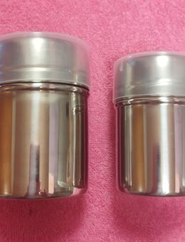 2x Kakaostreuer/Puderzuckerstreuer/Streuer Edelstahl mit Deckel - Kerken