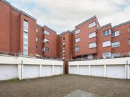 Zum Selbstbezug: Lichtdurchflutete, ruhige 3-Zimmer-Wohnung im 1. Obergeschoss - Balkon - Neuss
