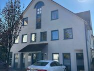 attraktive vier Zimmerwohnung, Balkon, EBK, 2 Stellplätzen - Lüdenscheid
