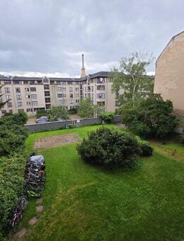 Attraktives Investment: 12 Wohnungen mit Aufzug, Balkonen und moderner Wärmedämmung - Berlin