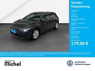 VW Golf, 1.5 TSI VIII Life Plus TravelAssist, Jahr 2023 - Gießen