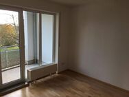 Ruhige 2 Zimmer Wohnung mit Balkon und Tiefgarage - Biberach (Riß)