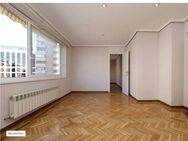Dachgeschosswohnung in 10789 Berlin, Eislebener Str. - Ohne Provsion! Einmalige Gelegenheit - Berlin